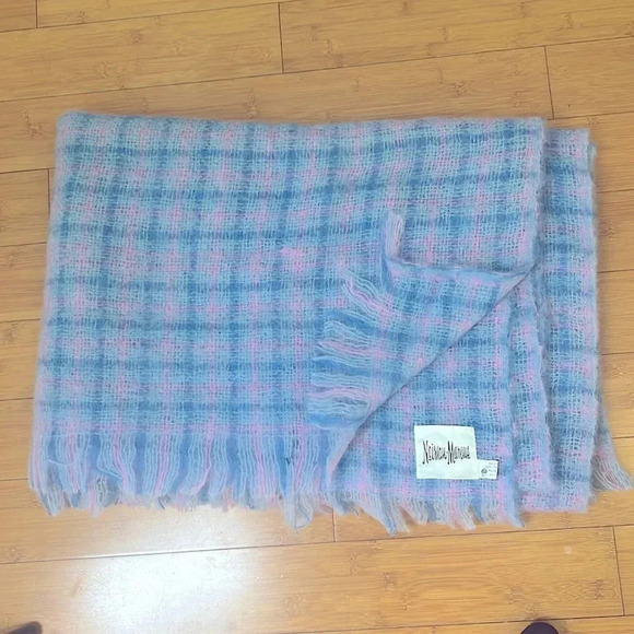 Neiman Marcus Scotland Wool Mohair Knit Colorful Plaid Throw Blanket - Picture 2 of 6
